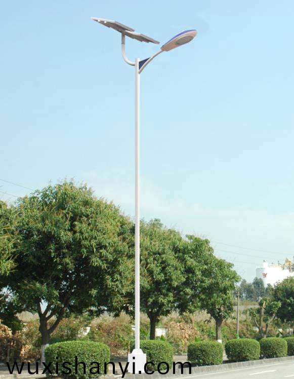 太(tai)陽能(neng)路燈(deng)