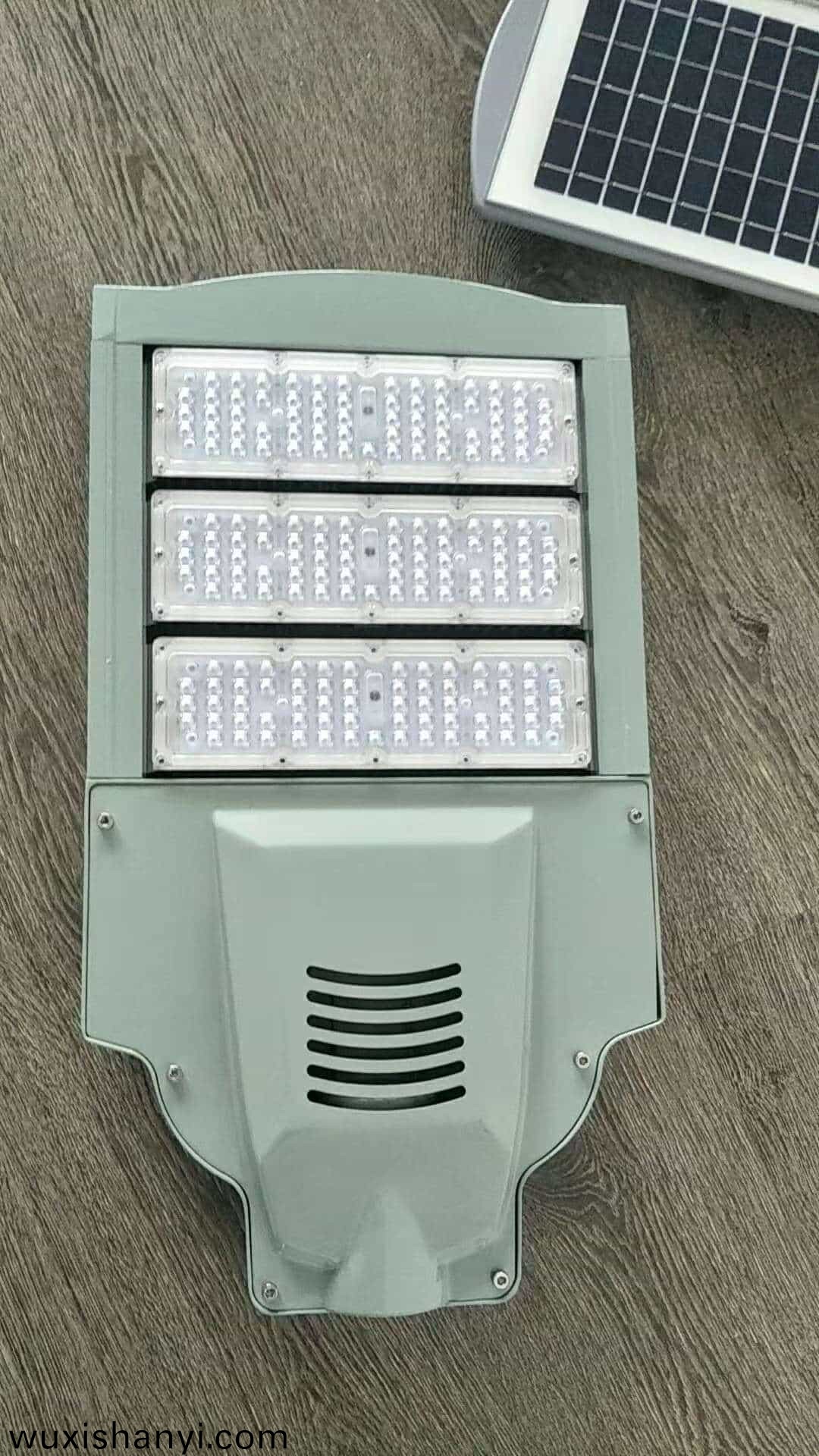 LED路燈批(pi)髮(fa)廠(chang)傢排名