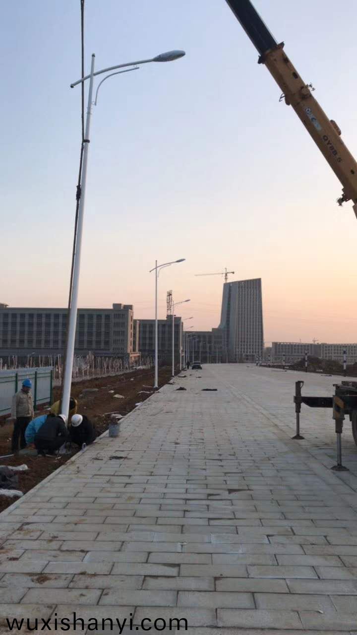 LED路(lu)燈(deng)工程