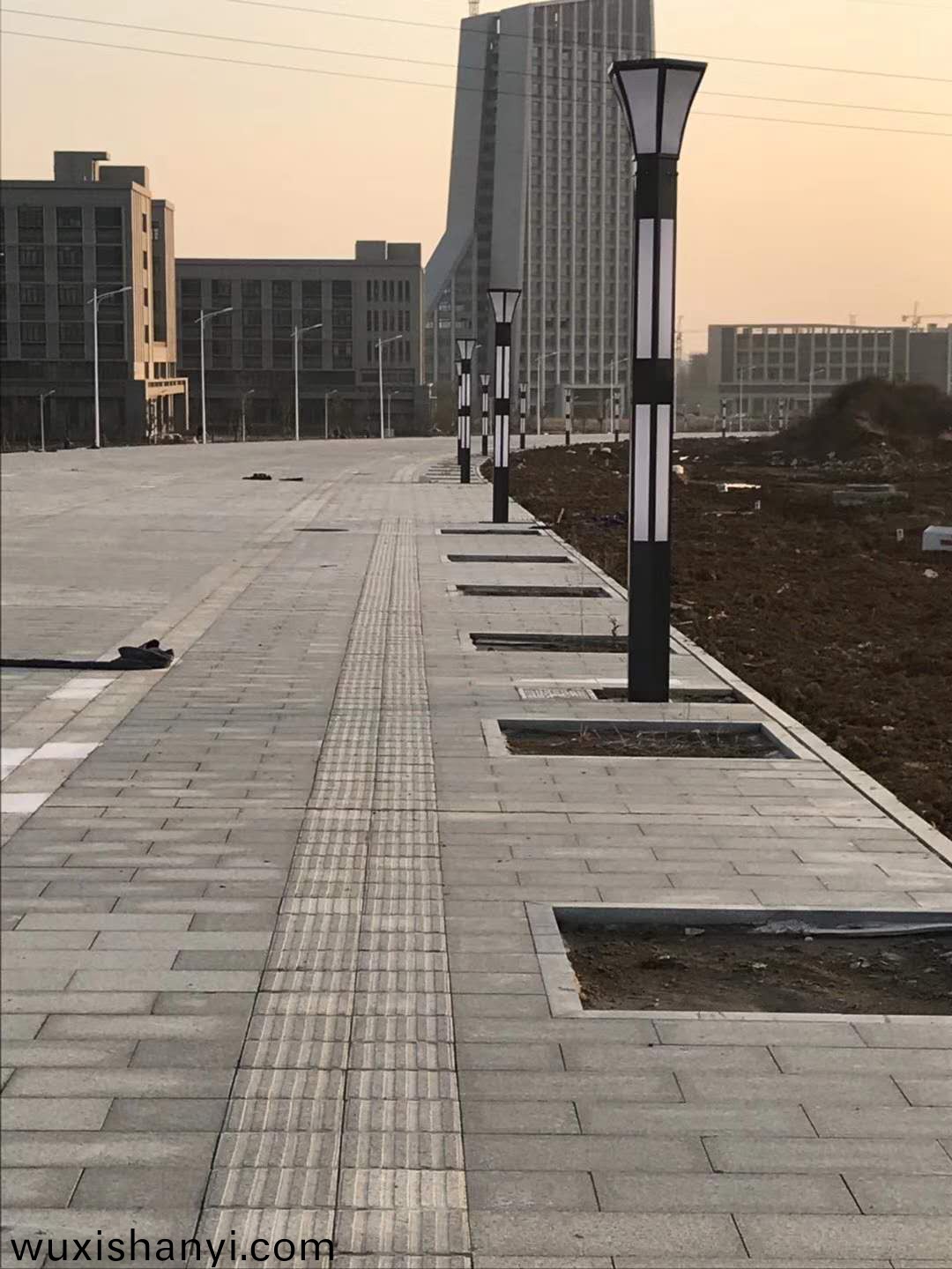 庭(ting)院燈批髮(fa)