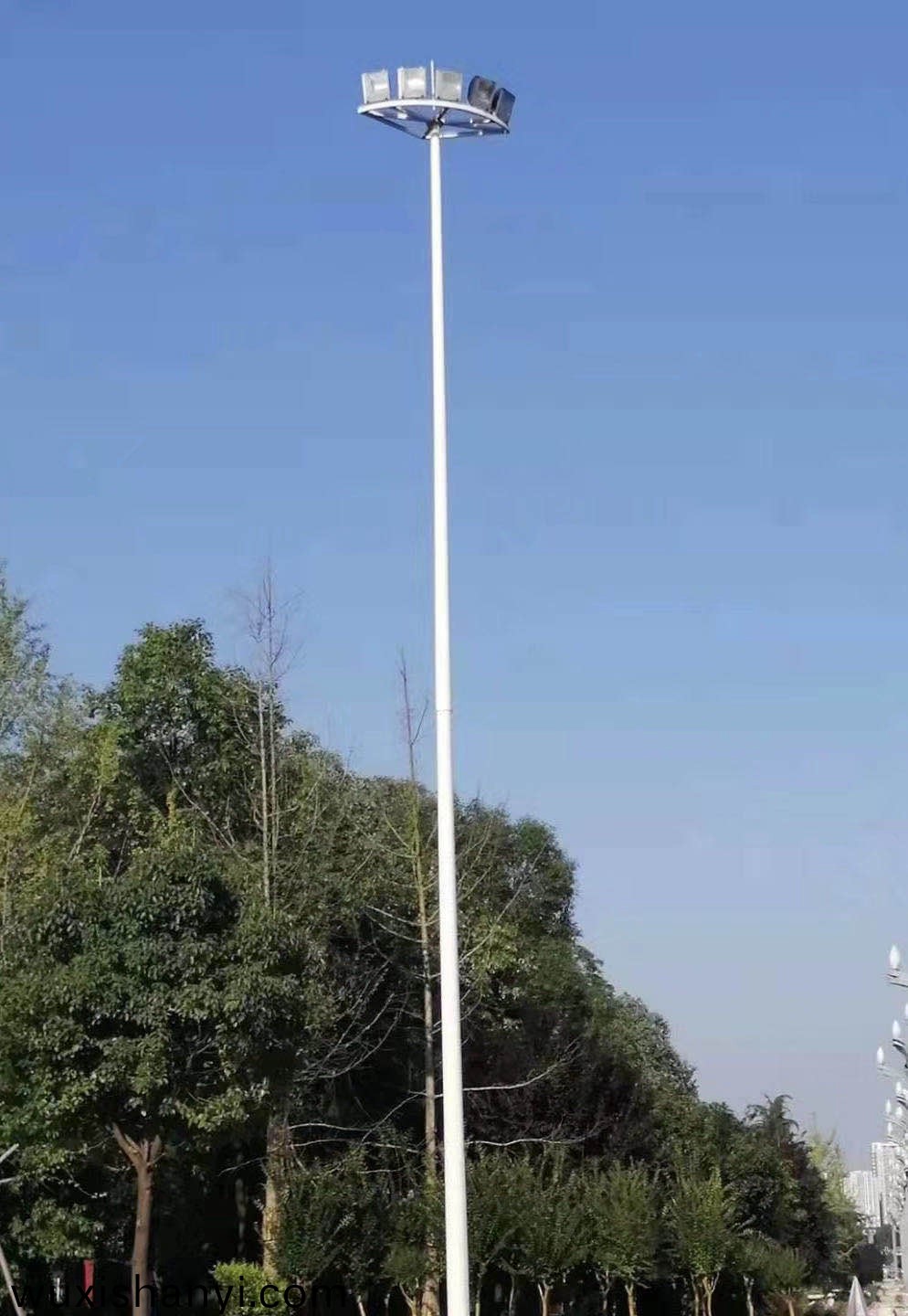 廣場高(gao)桿燈